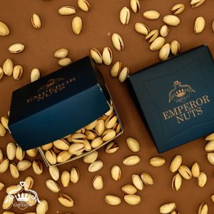 پسته احمد آقایی